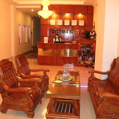 Tuyet Van Hotel Danang Exterior photo