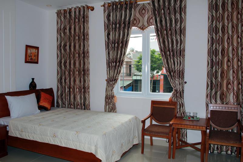 Tuyet Van Hotel Danang Exterior photo